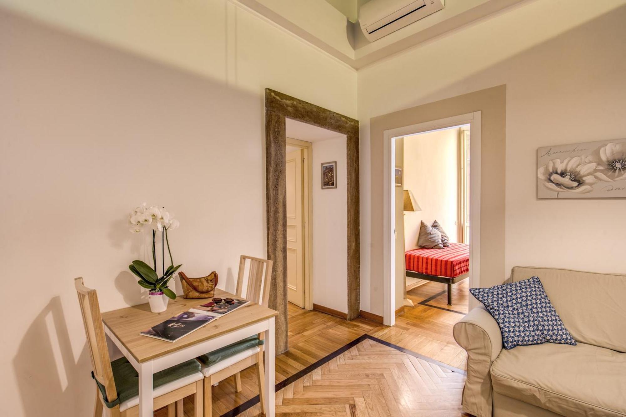 Tritone Top House Rom Værelse billede